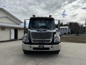 2015_Freighliner_M2_112_Sportchassis_2493_3995