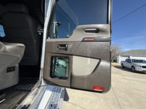 2020 Kenworth T370 Bolt Conversion 2512 4881