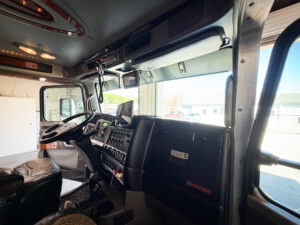 2011 Kenworth T660 Schwalbe Stretch #2521-25