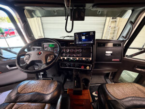 2011 Kenworth T660 Schwalbe Stretch #2521-29