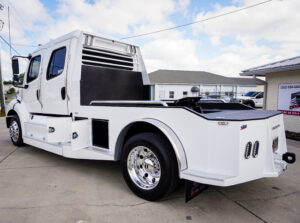 2527 2020 Freightliner M2 112 Laredo Conversion-14